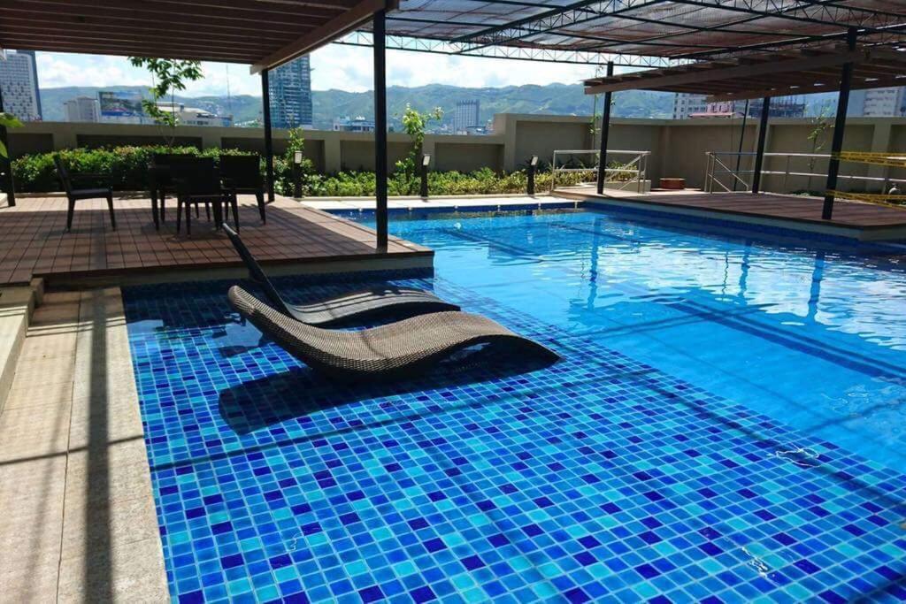 Horizon 101 Cebu By Kc Condo Bagian luar foto